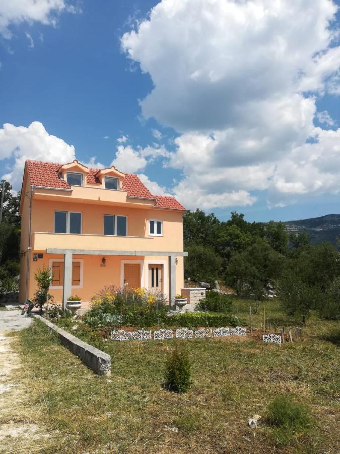 Castello Flower Apartment Kaštela 外观 照片